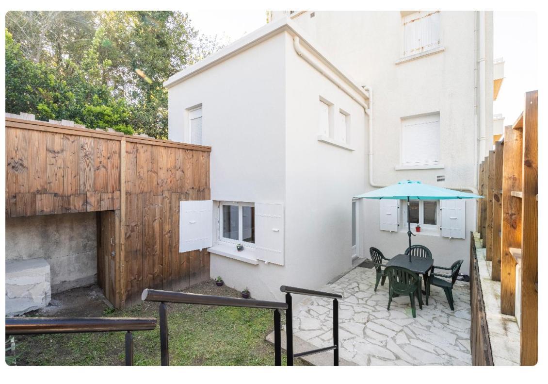 Appartement 200 M Plage Avec Terrasse Et Jardin ロワイヤン エクステリア 写真